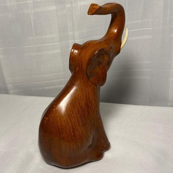 Cute Retro Elephant c1960s Vintage Elephant in Faux Wood - Picture 6 of 14